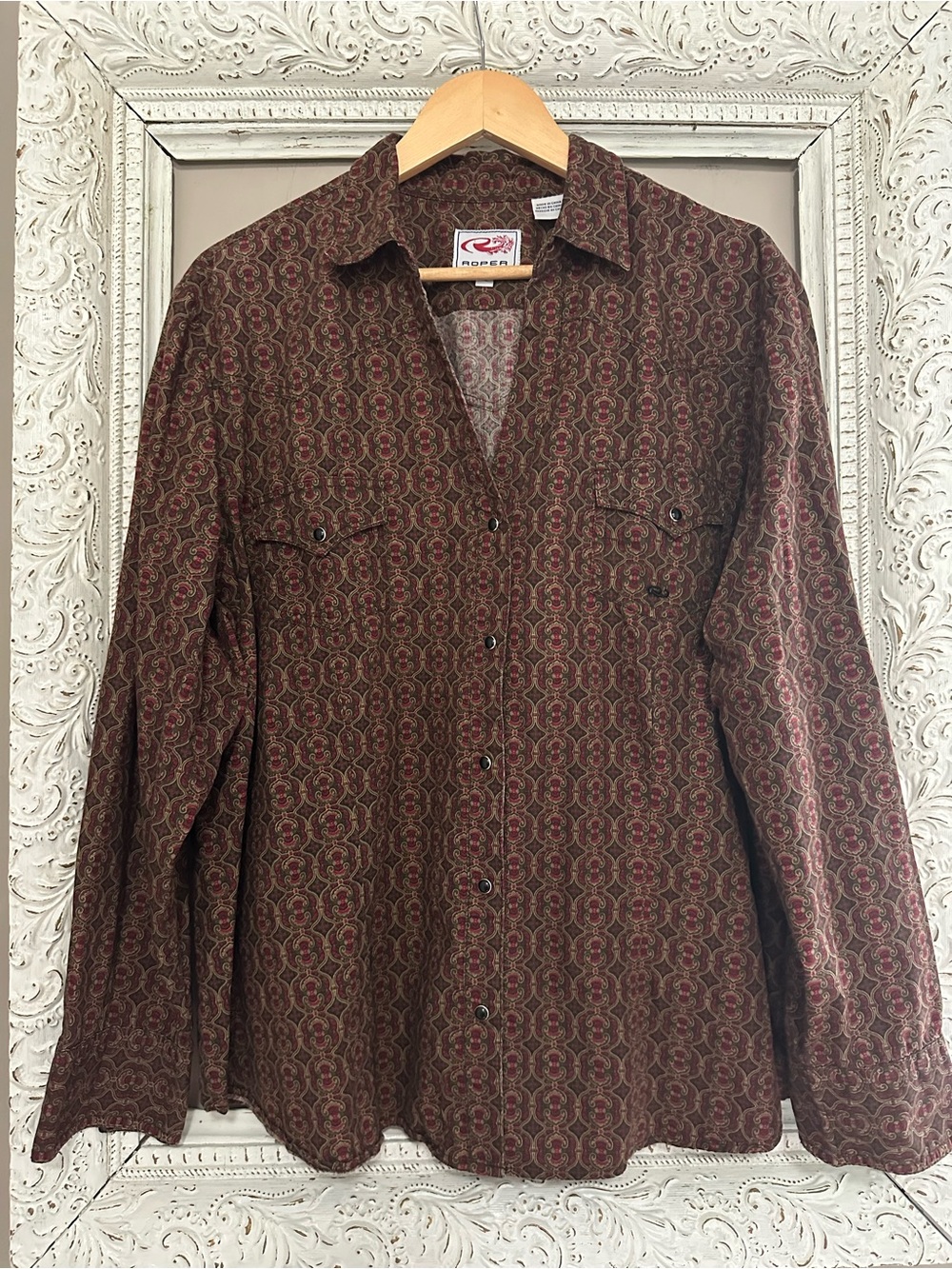 Roper Western Button Down Shirt Long Sleeve Medallion Print Earthy Red Brown.